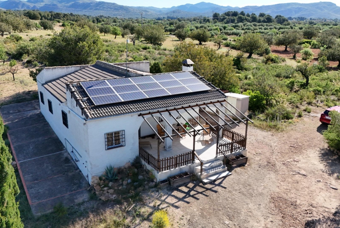 Villa for sale in Lliria