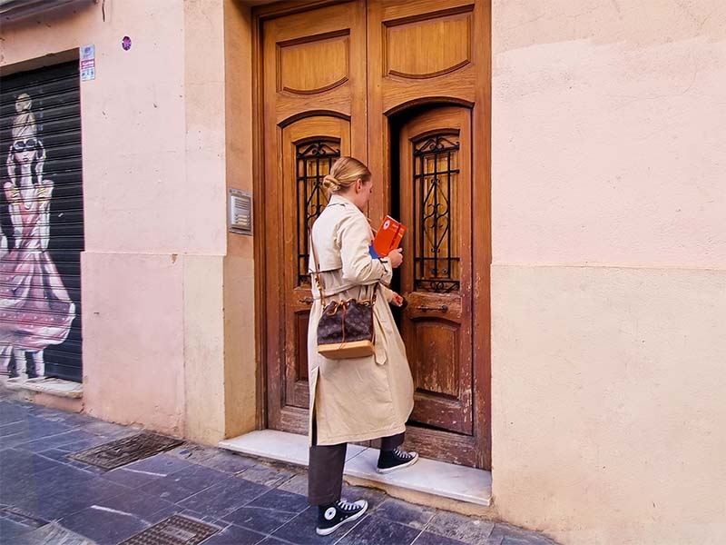 Property viewing Valencia