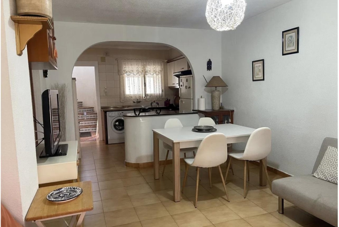 Townhouse for sale in Tavernes de la Valldigna