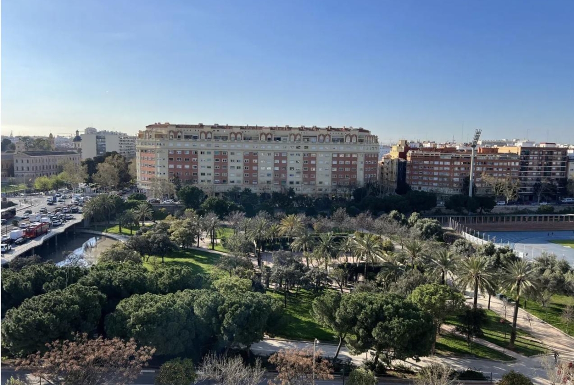 Apartment for sale in Valencia