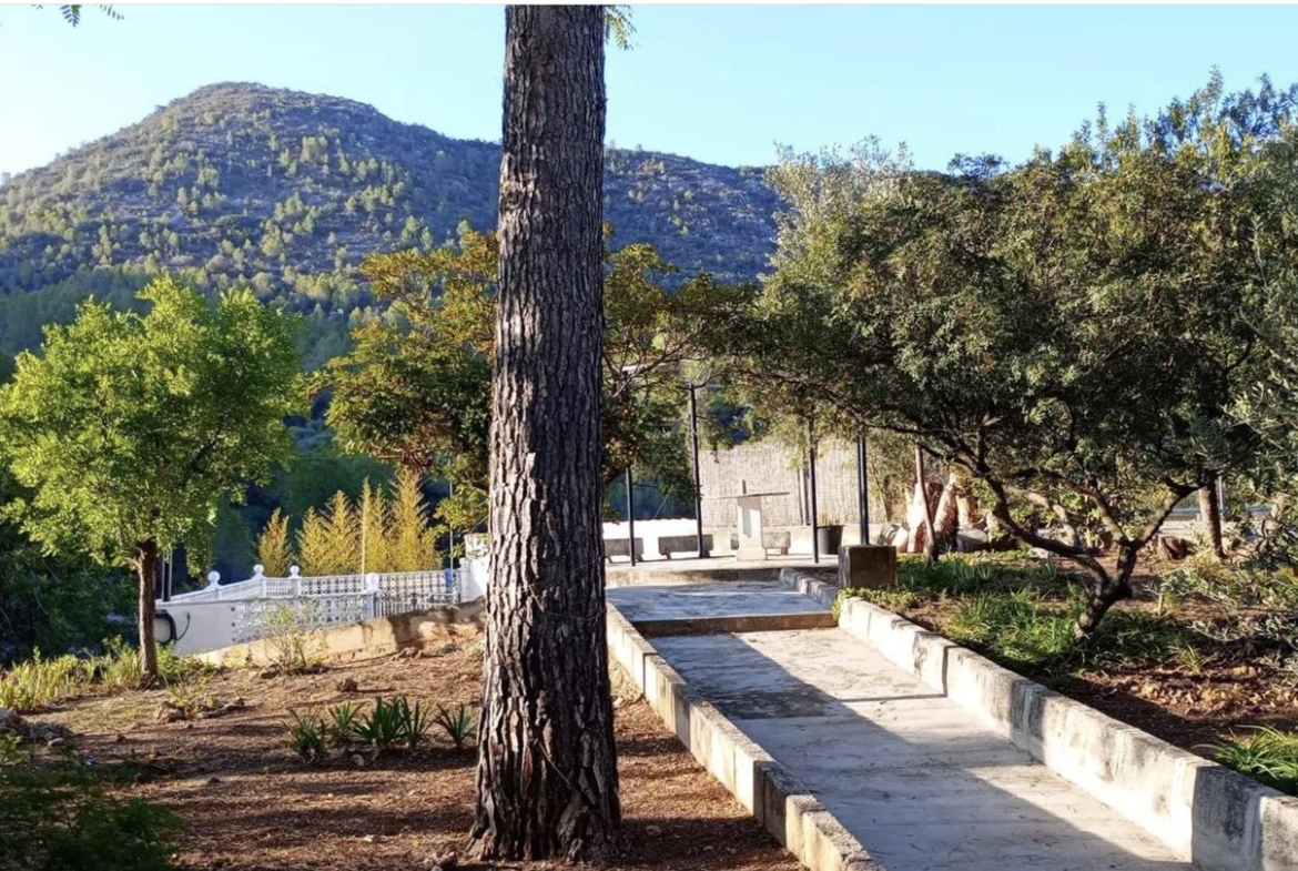 Villa for sale in Genovés