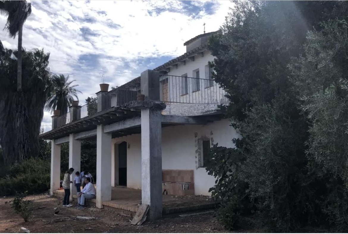 Villa for sale in Algemesí