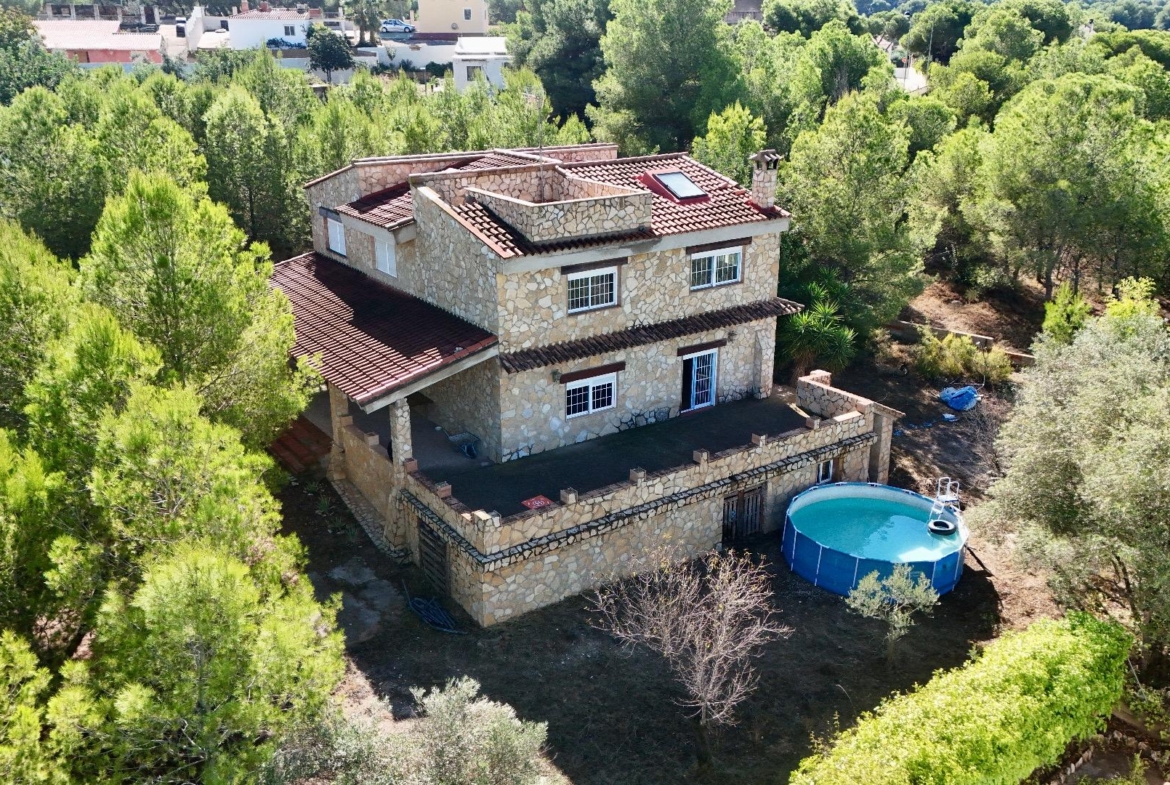 Villa for sale in Casinos