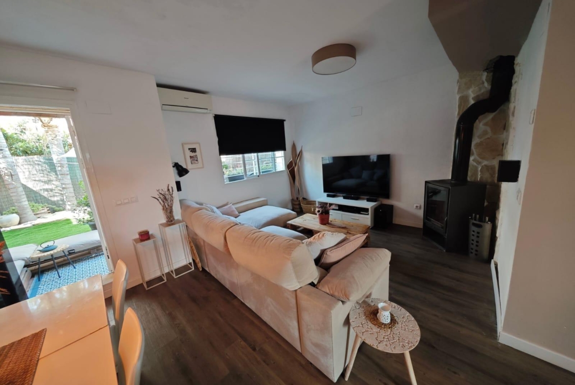 Terraced house for sale in La Pobla de Vallbona