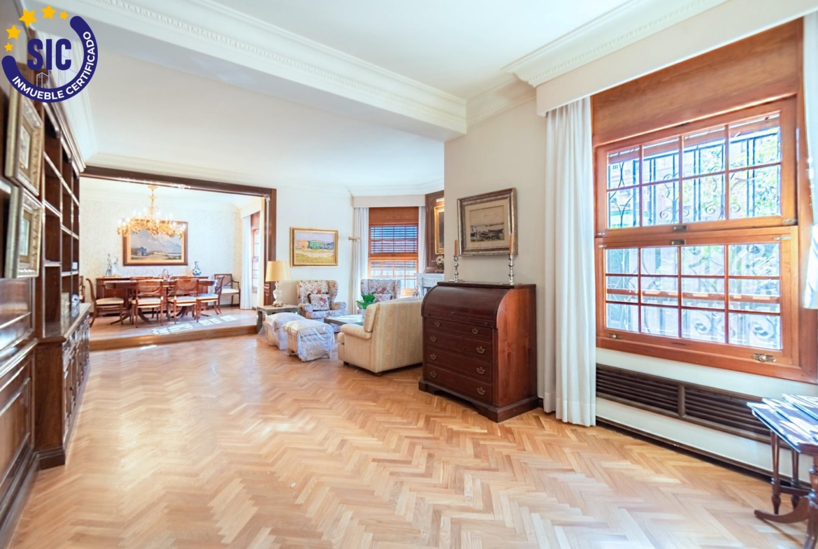 Villa for sale in Castellon