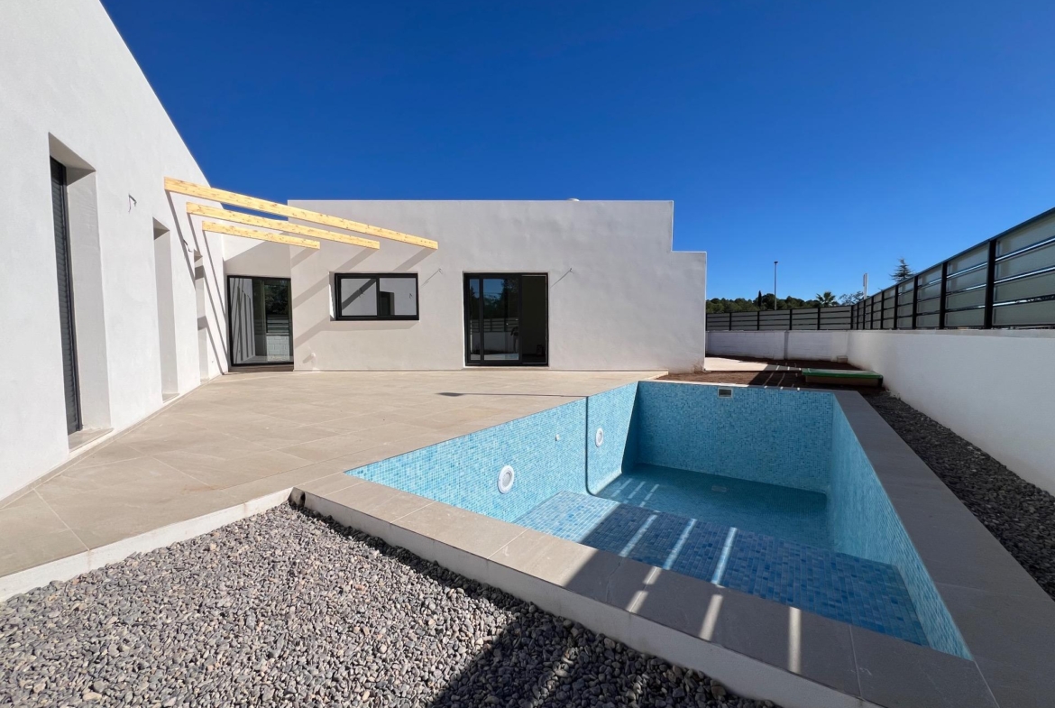 New build villa for sale in Lliria