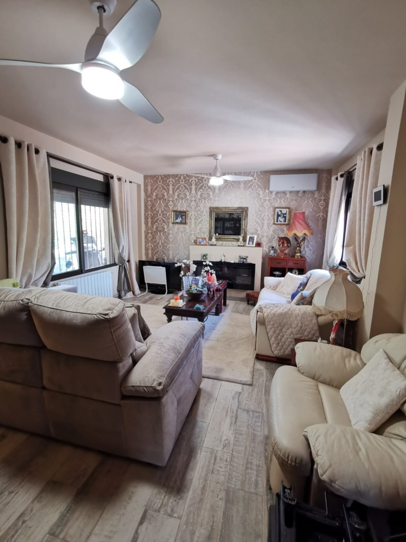 Villa te koop in Lliria (2)