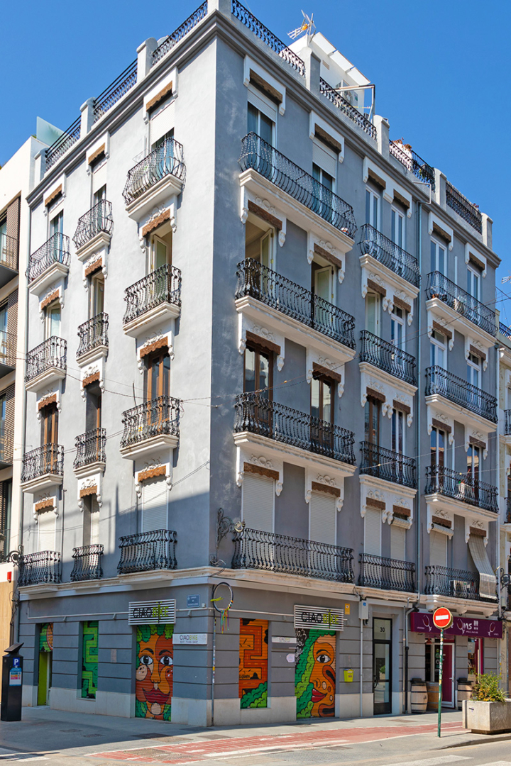 Apartment in Ruzafa Valencia city - building