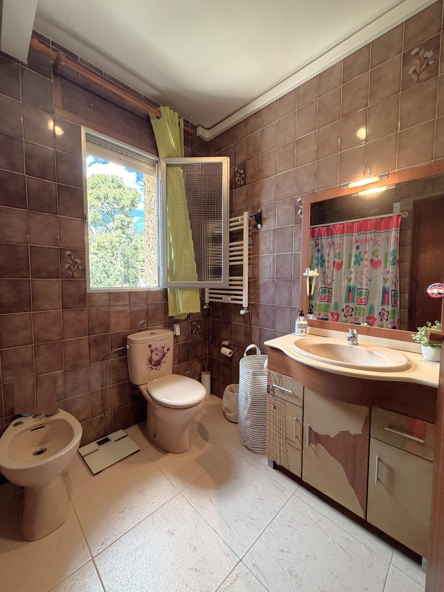 Detached villa with mountain views in Naquera