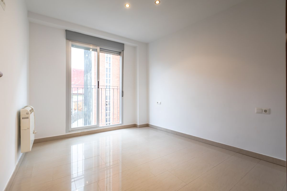 Duplex apartment close to sea for sale in Valencia city, Cabanyal