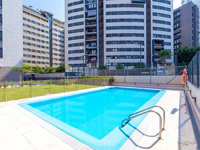 Apartment with pool in Valencia city