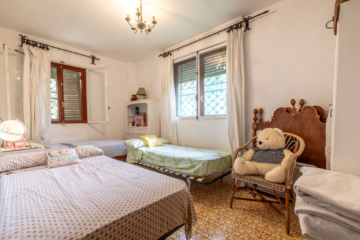 Villa for sale in Naquera, Valencia