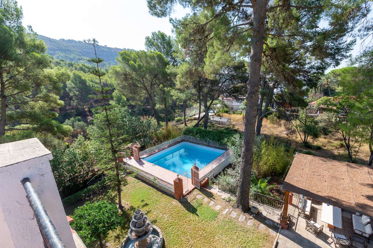 Villa for sale in Naquera, Valencia