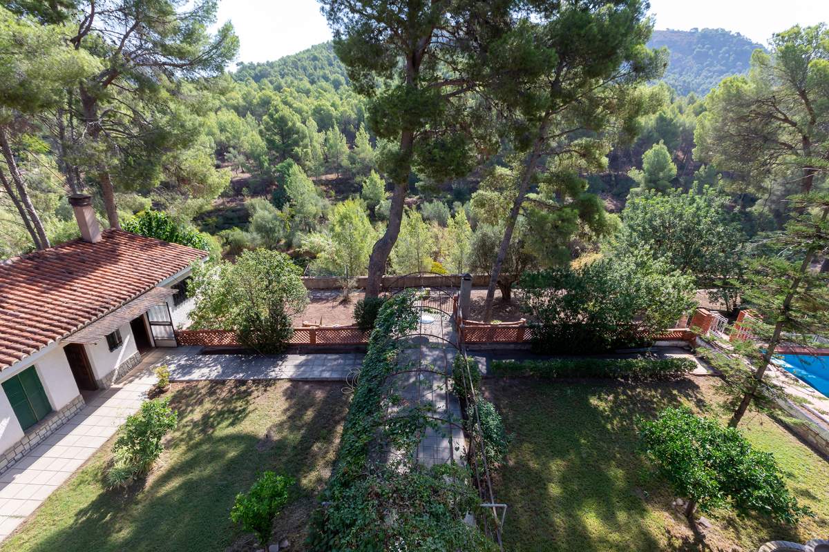 Villa for sale in Naquera, Valencia