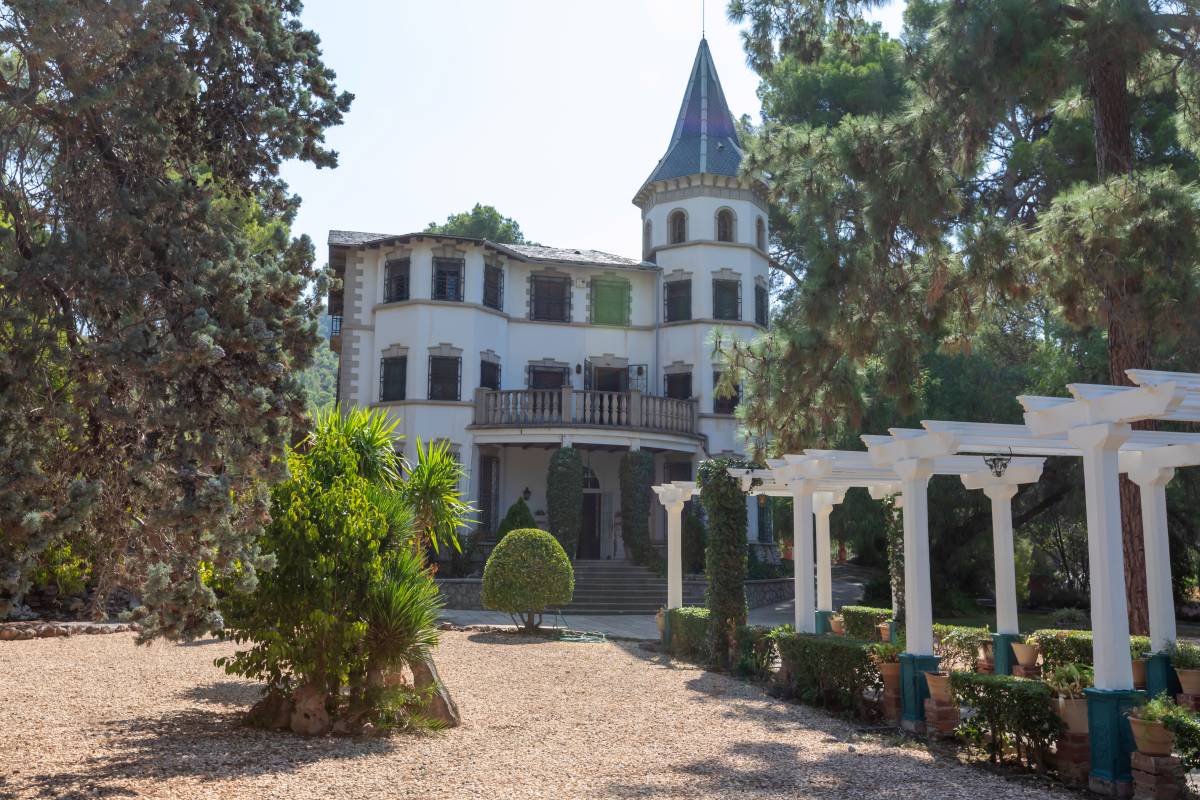 Villa for sale in Naquera, Valencia