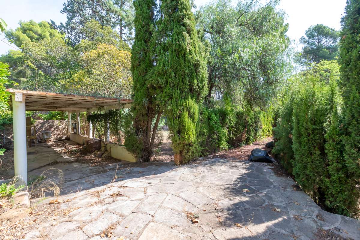 Villa for sale in Naquera, Valencia