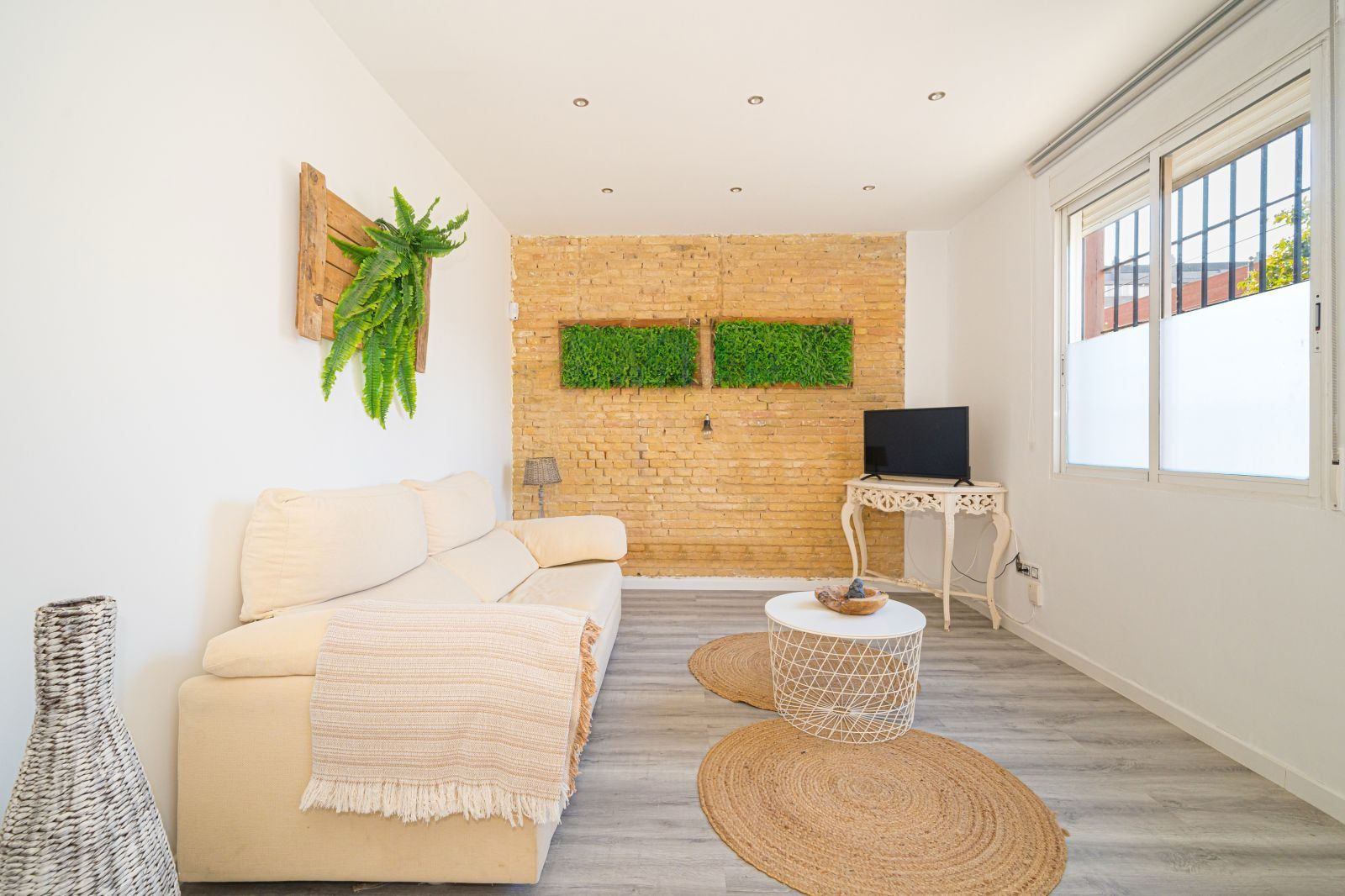 Renovated apartment for sale in Valencia city – Benicalap