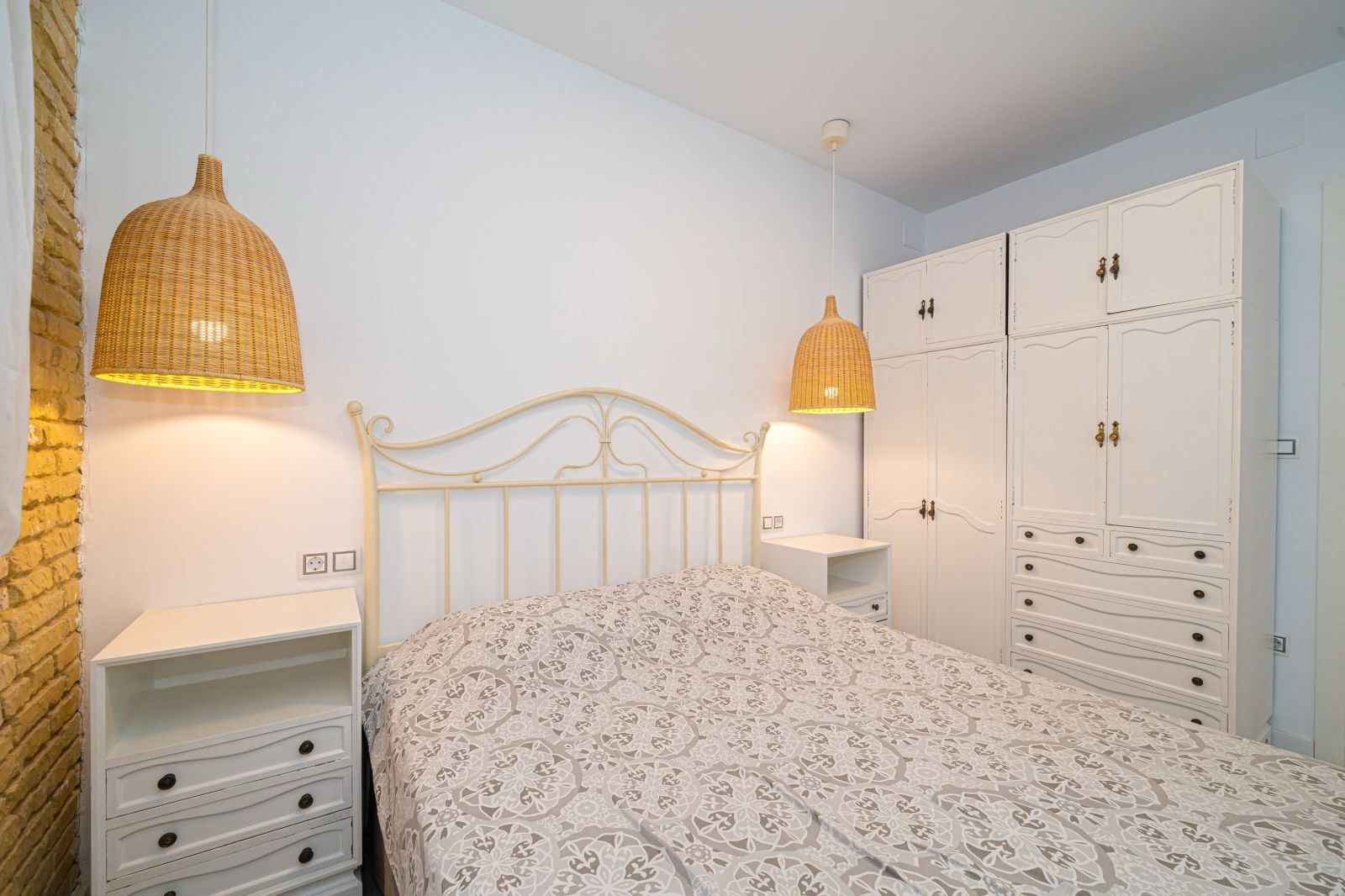 Renovated apartment for sale in Valencia city – Benicalap