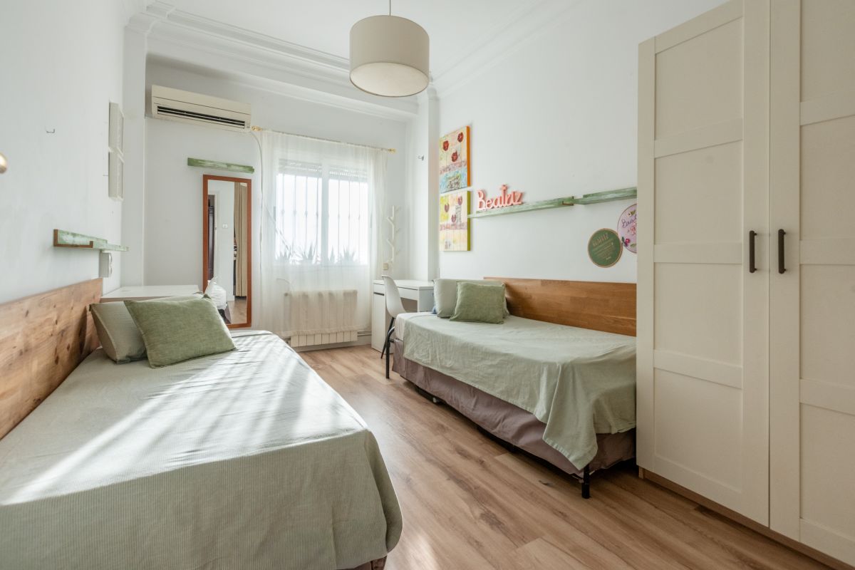 Apartment with panoramic views for sale in Valencia city – El Mercat