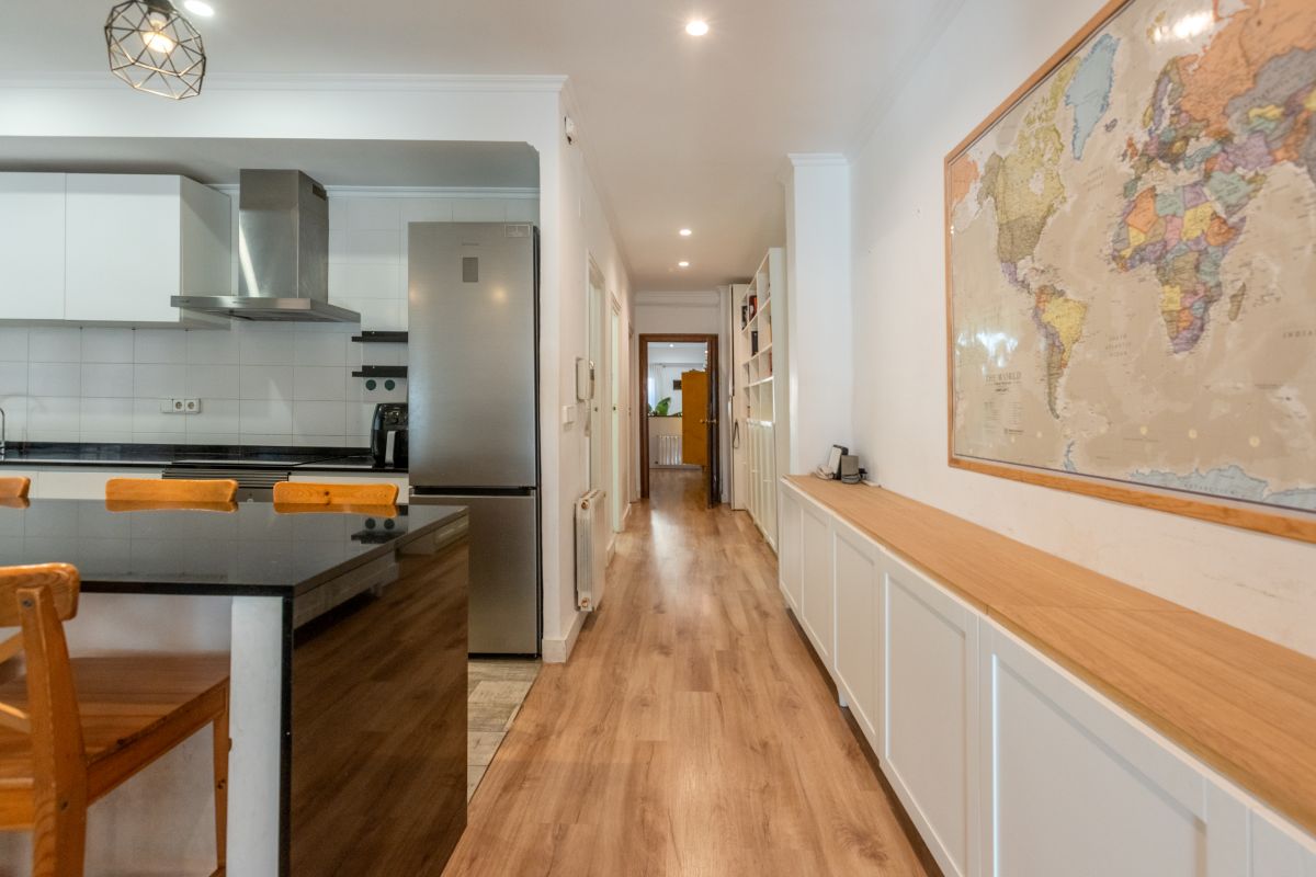 Apartment with panoramic views for sale in Valencia city – El Mercat