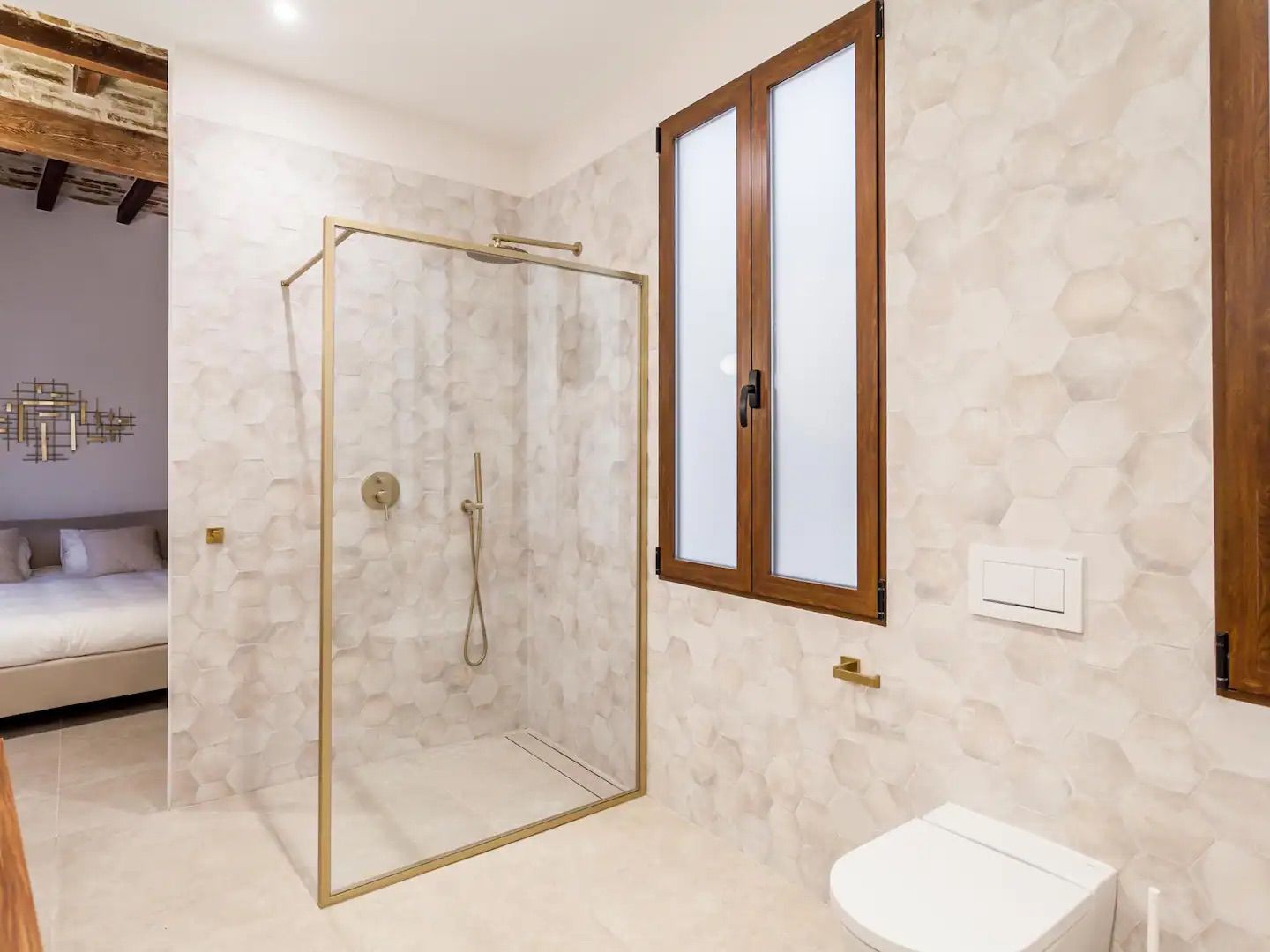 Renovated apartment for sale in Valencia city – El Carmen