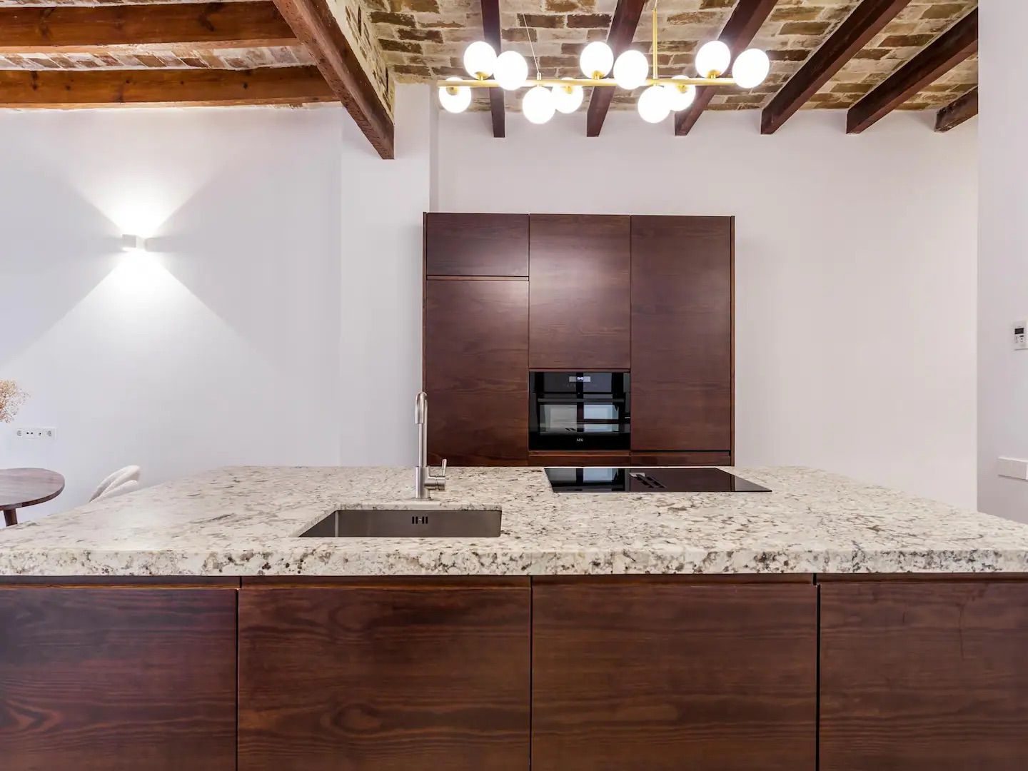 Renovated apartment for sale in Valencia city – El Carmen