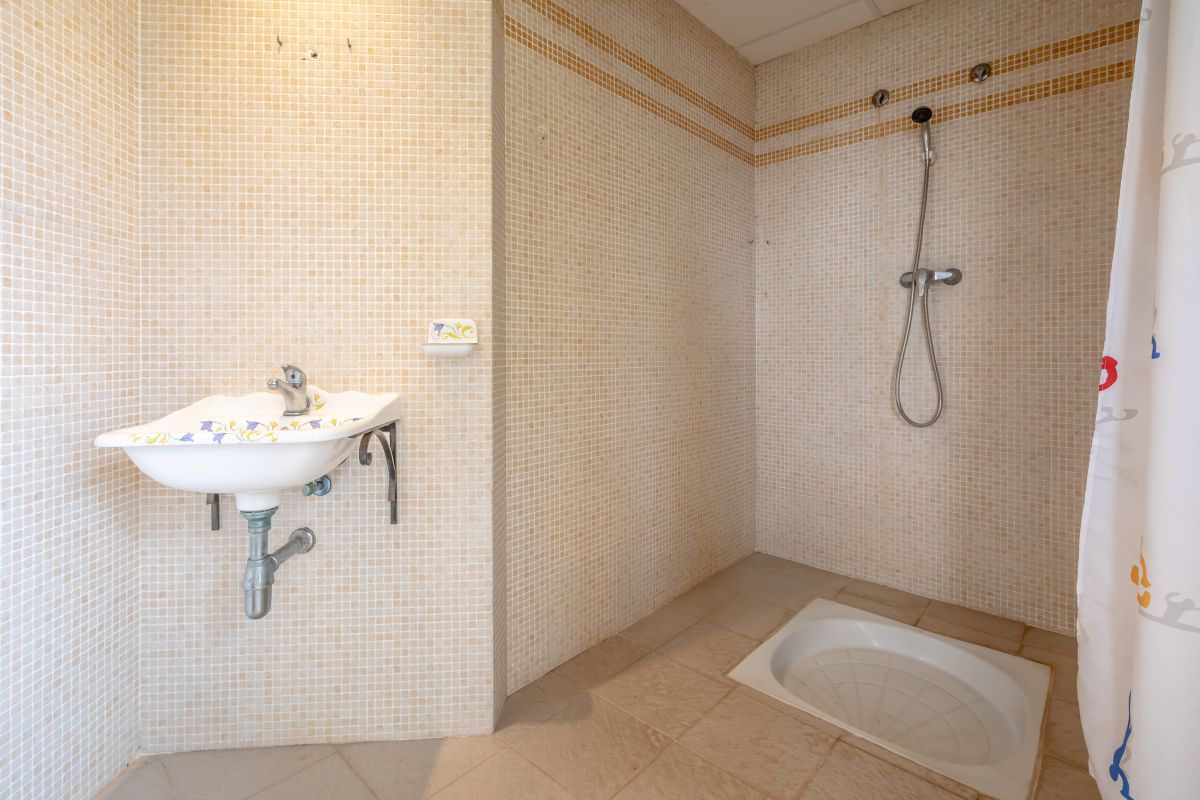 Villa with a view for sale in Alzira