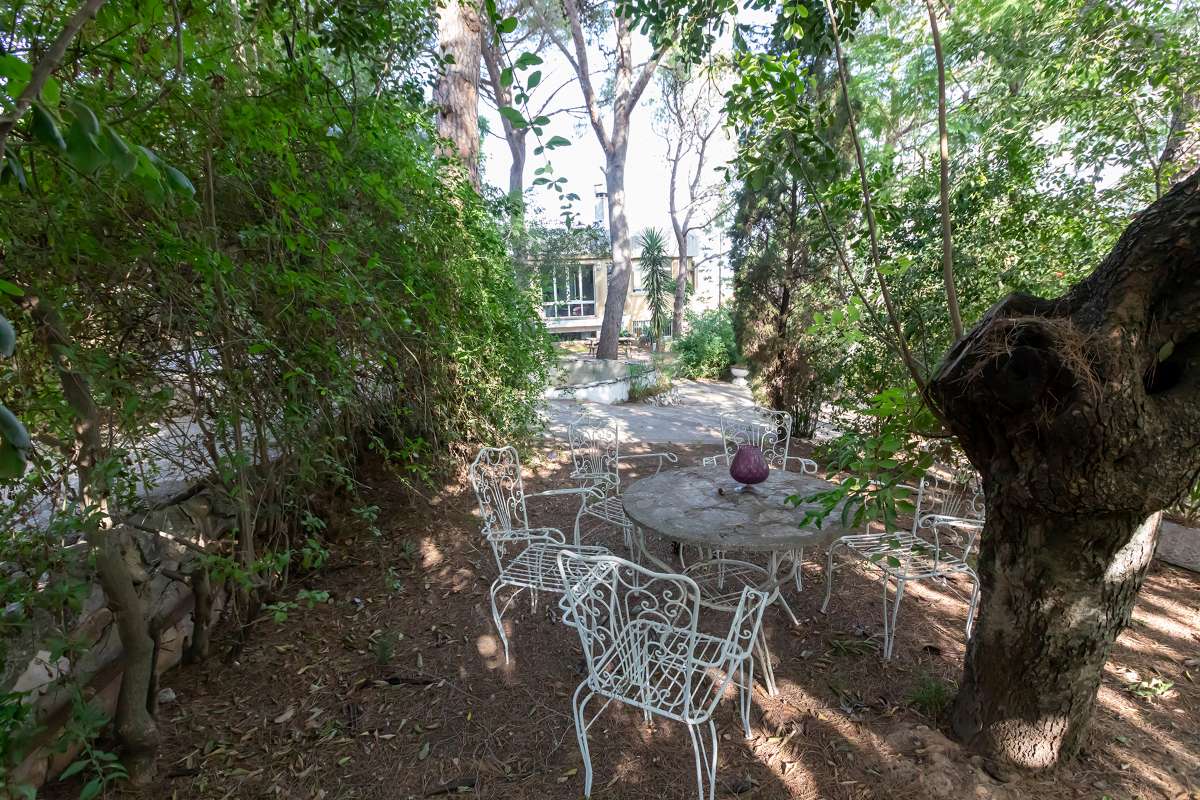 Villa with a view for sale in Alzira