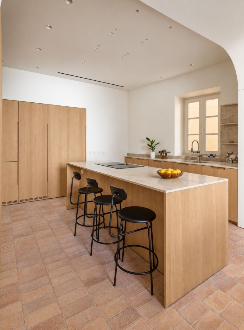 Renovated apartment for sale in Valencia city