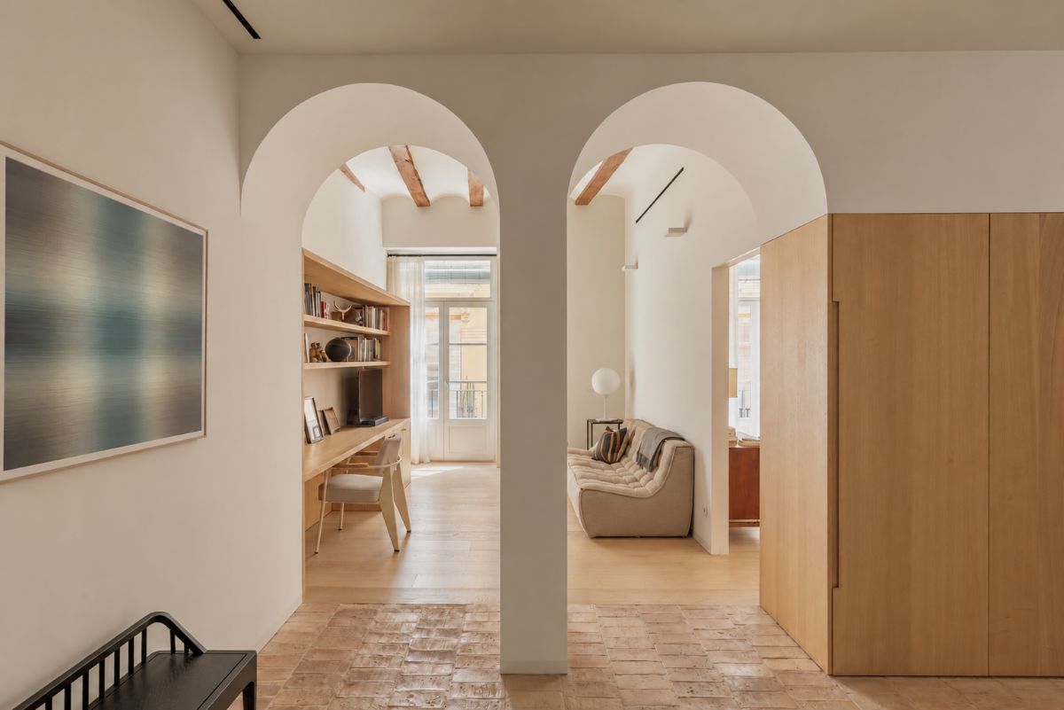 Renovated apartment for sale in Valencia city