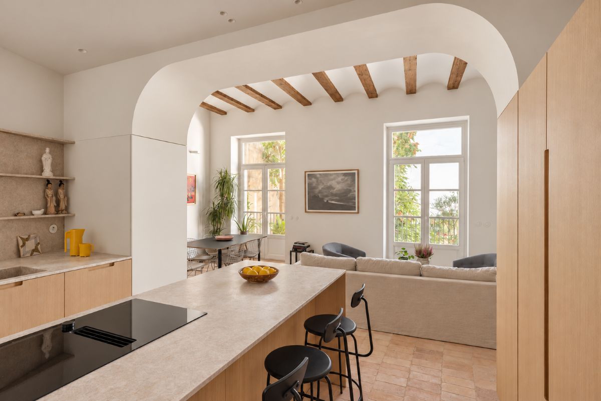 Renovated apartment for sale in Valencia city