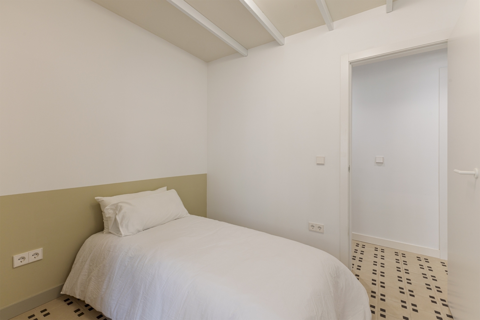 Apartment Valencia city (3) Renovated apartment for sale in Valencia city – Arrancapins